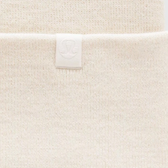 Lululemon Warm Revelation Beanie Cream One Size NWT main image 5